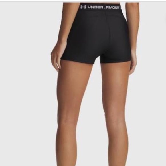 Under Armour Women’s Compression Low Rise Shorty Size S - Picture 3 of 8